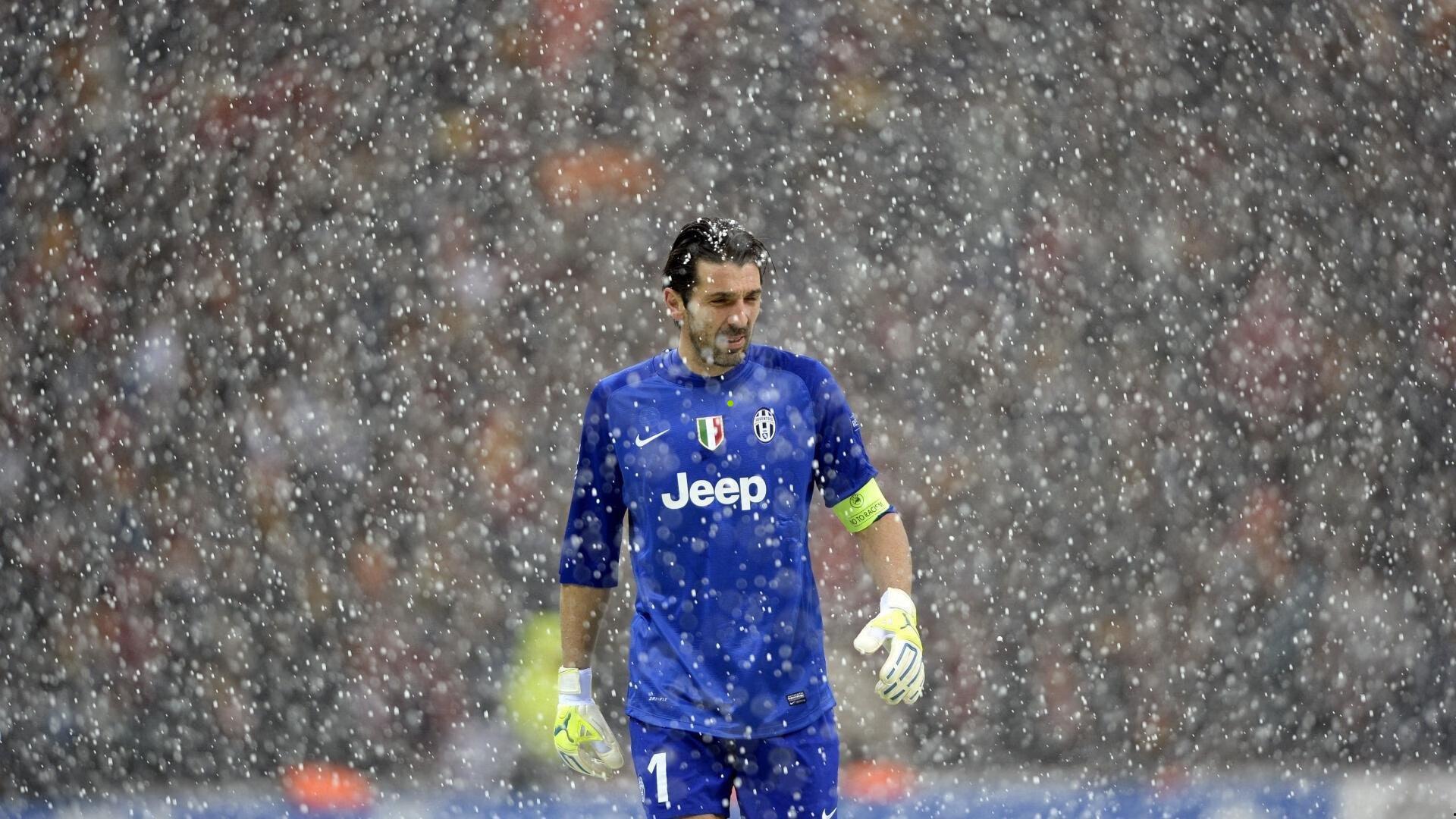 马德兴评苏粤大战，战术僵局精彩欠奉，恒大后发制人显韧性